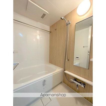 ＳＩＬＶＥＲＡＤＯ　ＳＨＩＢＡＳＡＫＩーＣＨＯ[2K/44.31m2]のバス