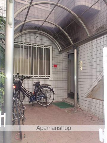 サンクス林の玄関写真