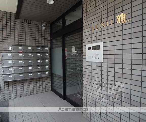 ジュノー雅の玄関写真