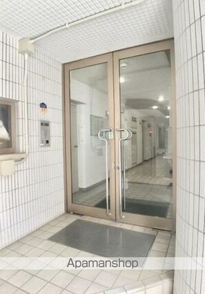 落合ミュージックハイム[1R/25.8m2]のエントランス4