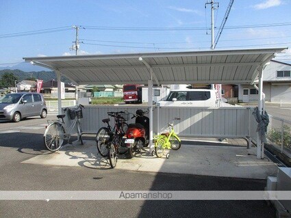 愛媛県新居浜市高田２丁目[2DK/45.93m2]の共用部3