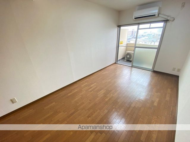 エンゼルハイツ小阪本町の内装写真