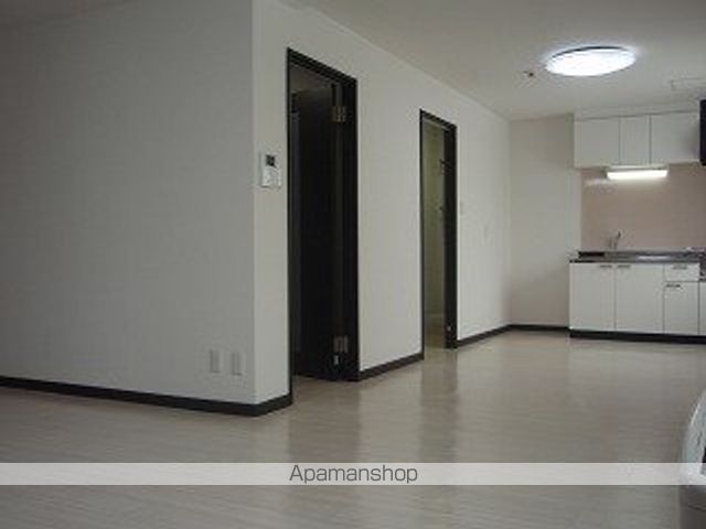 クレストコート厚別の内装写真
