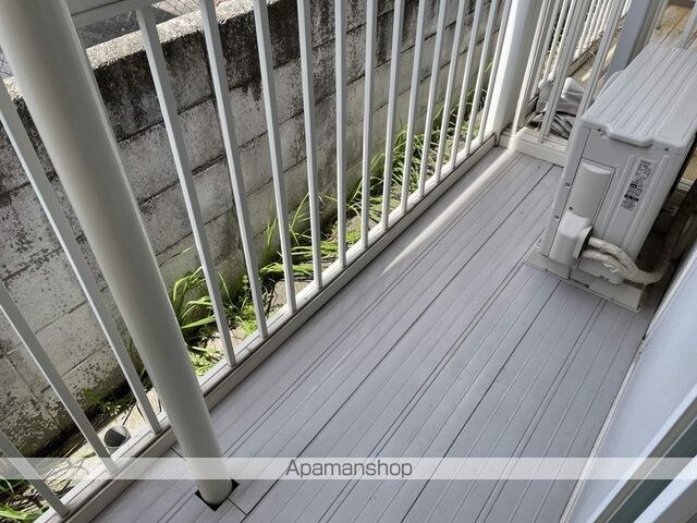 フォレストコート和歌浦東[1R/18m2]のバルコニー