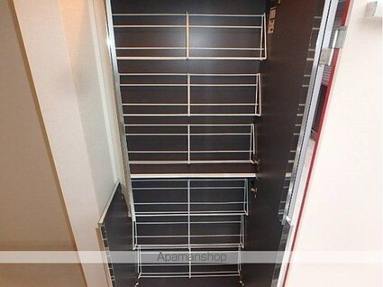 東京都世田谷区代沢４丁目[1R/17.34m2]の収納