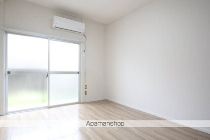 ハイツ岡田[1K/24.42m2]のリビング・居間