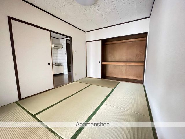 グローリアスシティヒラタの内装写真