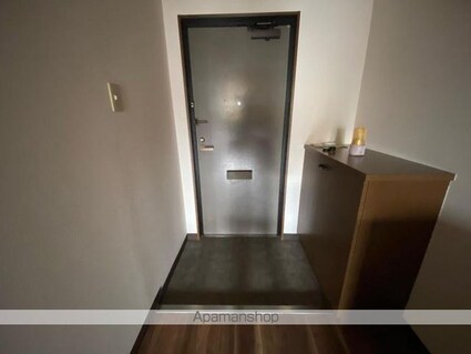 香川県高松市今里町２丁目[1K/28.63m2]の玄関