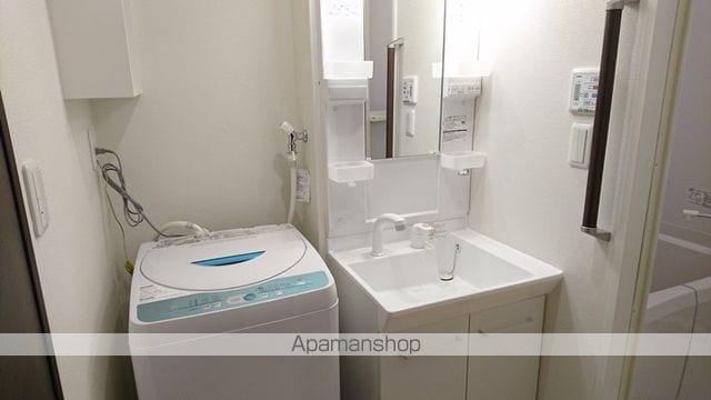 クレイノフィセント ファルコンの内装写真