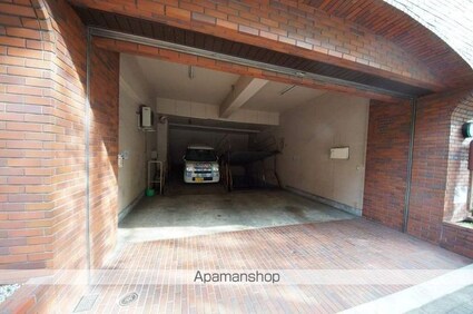 東京都新宿区西新宿３丁目[1K/24m2]の駐車場