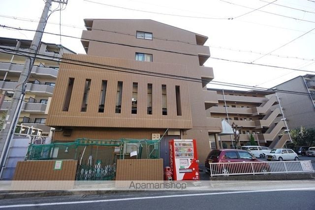若園11番館の外観写真