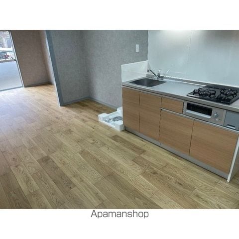 イワモトビル ホワイトコーポラスの内装写真