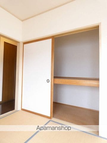 浜松市中央区 2階建 築27年の内装写真