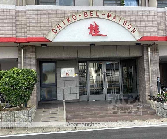 チコーベルメゾン桂の玄関写真