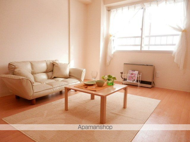 プチロアールの内装写真