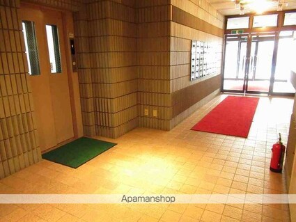 トーカンマンション本町[2SLDK/65.28m2]の共用部1
