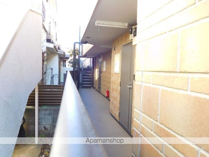 アーバンプレイス阿佐ヶ谷[1R/12m2]のロビー