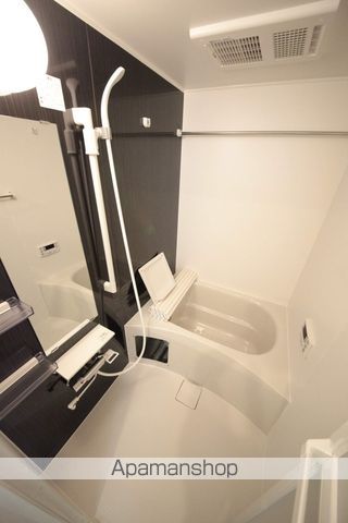 クレイズの内装写真