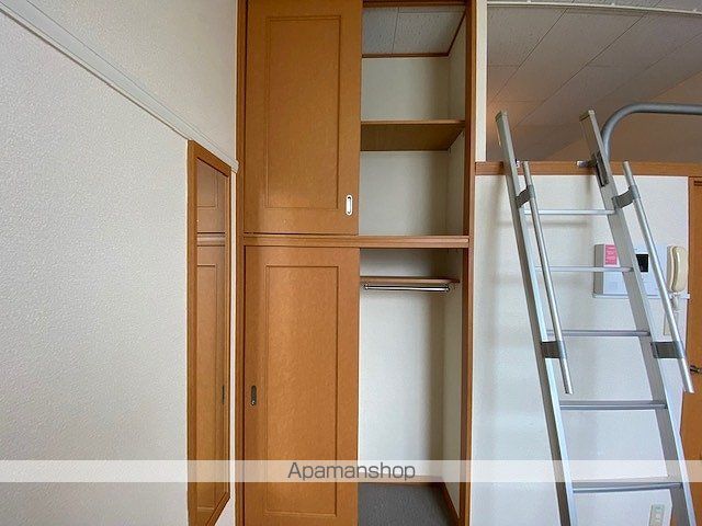 レオパレスL.フェリースの内装写真