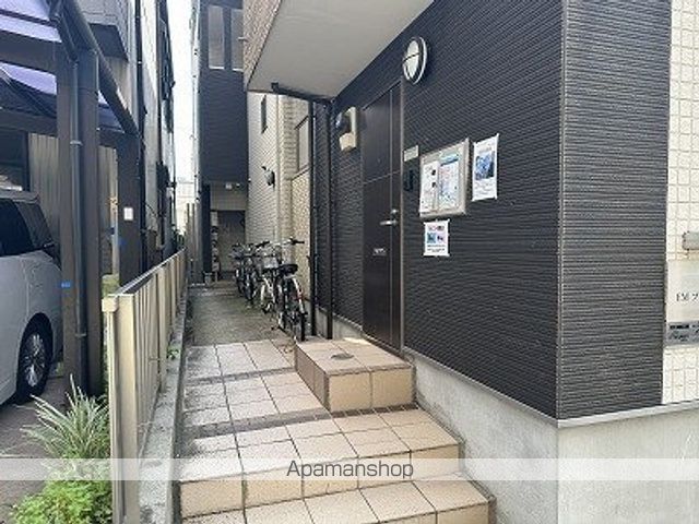 GIFTIの玄関写真