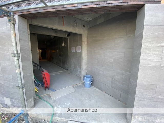 ATLANTIS HASSAMUの玄関写真