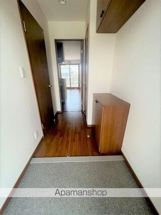 エルメゾン足崎　Ｃ[1LDK/33.36m2]の玄関