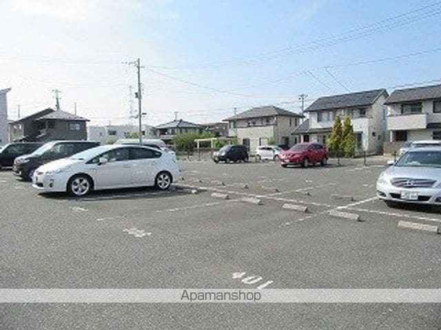 ルージュポミエの玄関写真