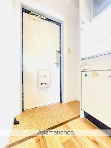 大阪市谷町線 千林大宮駅 徒歩8分 8階建 築50年の内装写真