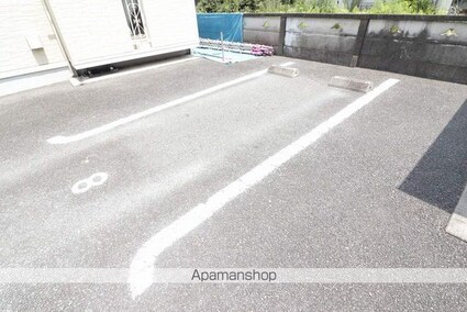 カサヴェールⅡ[1LDK/48.93m2]の駐車場