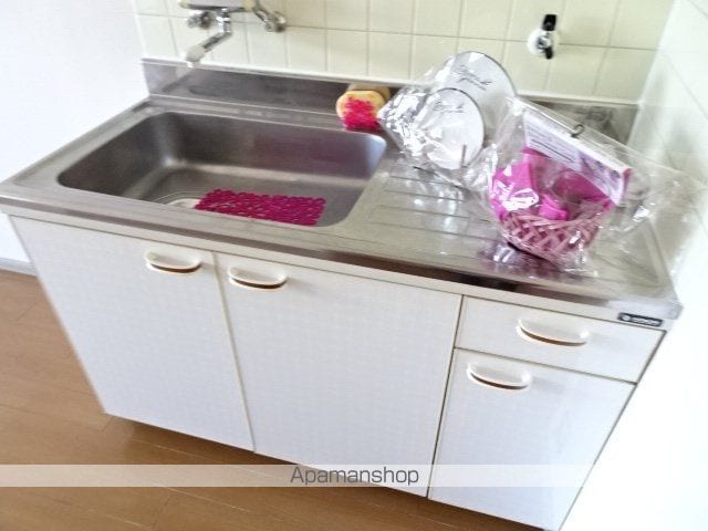 フローラ泉町Bの内装写真