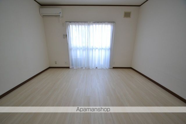 フローラ西条A棟の内装写真