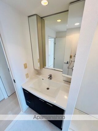 東京都台東区上野３丁目[1R/35.87m2]の洗面所