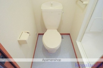 レオパレスコンフォートフレア[1K/19.87m2]のトイレ