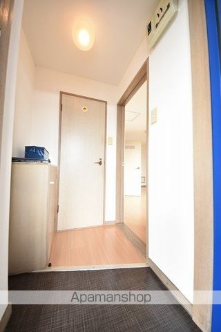 クリスタルハイツ栄町の内装写真