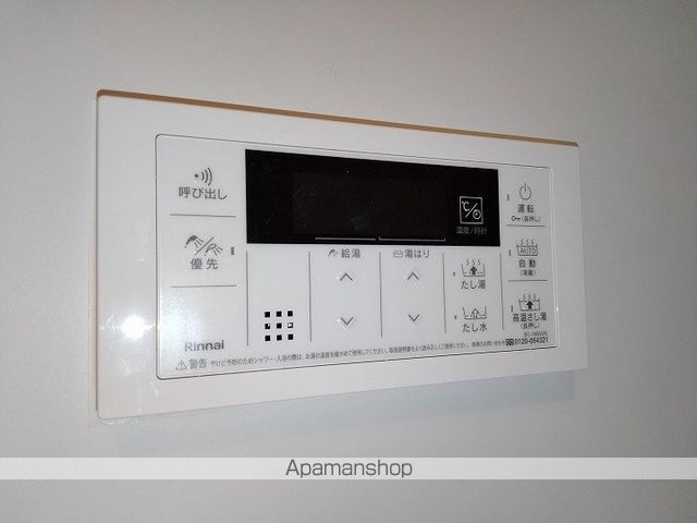 スプランディッド新大阪VIIIの内装写真