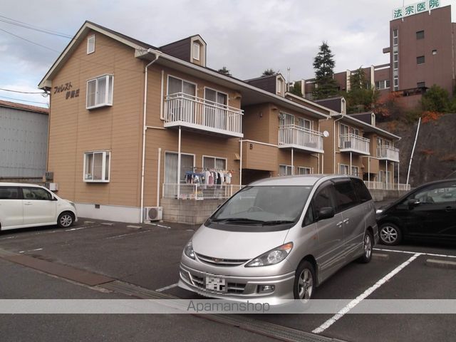 フォレスト伊勢丘A・Bの外観写真