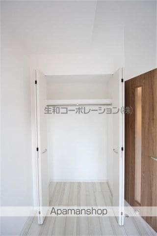 イート アパートメント ヴェリタスの内装写真
