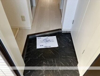 プリュメゾン駒沢[1R/18.46m2]の玄関