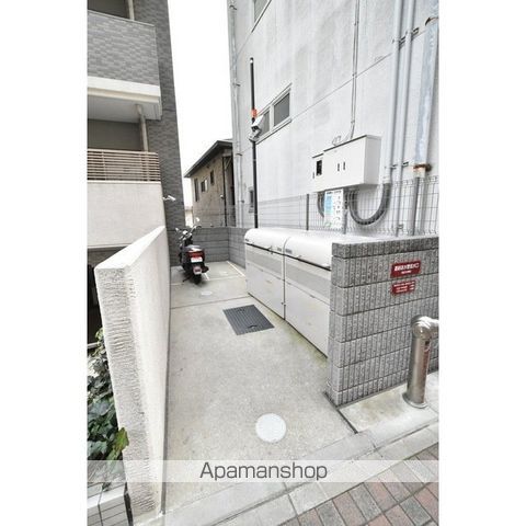 PARK SQUARE国府台の玄関写真
