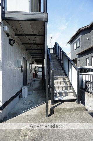 シーフィールドI A棟の玄関写真