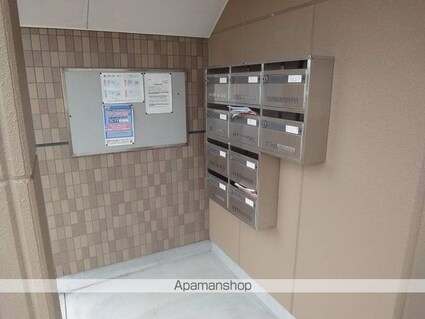 グリーングランデⅡ[2DK/45.36m2]のエントランス