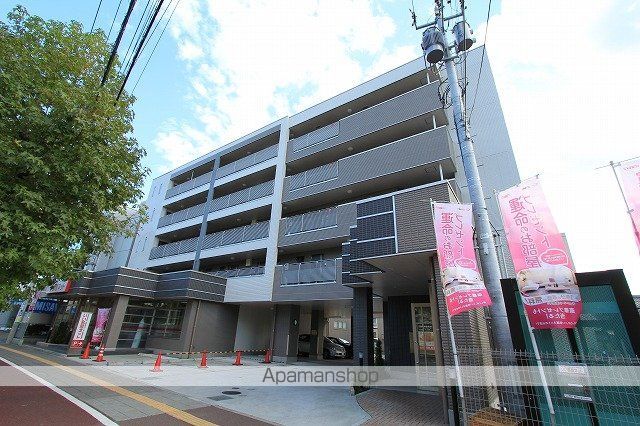 レガーミ泉中央の外観写真