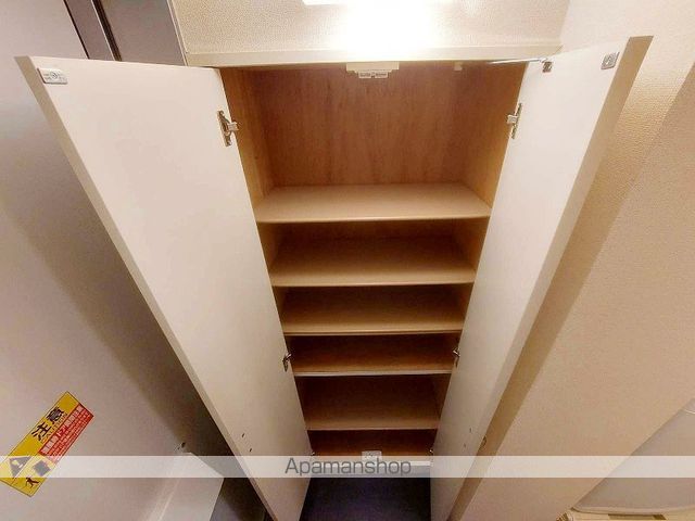 レオパレスメゾン ヒカリの内装写真