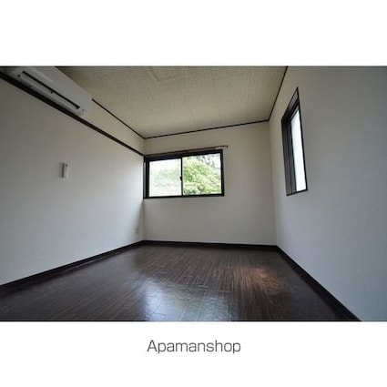 ドール本願寺[1R/16.24m2]のリビング・居間2
