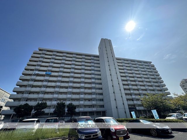 ビレッジハウス光南タワー1号棟の外観写真
