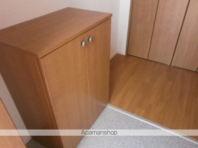 detached 東京都昭島市東町５丁目10-10

地図を見る