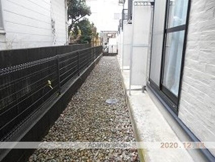 レオパレスＢＵＮＲＯＫＵ[1K/23.18m2]の庭
