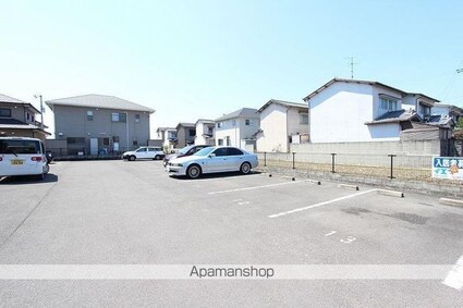 香川県高松市木太町[1K/27.36m2]の駐車場