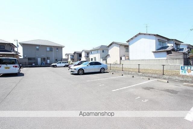 香川県高松市木太町[1K/27.36m2]の駐車場