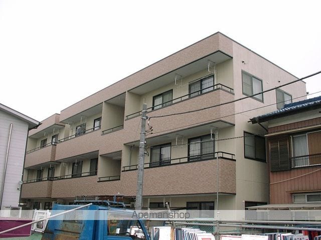 リヴェールマンションの外観写真